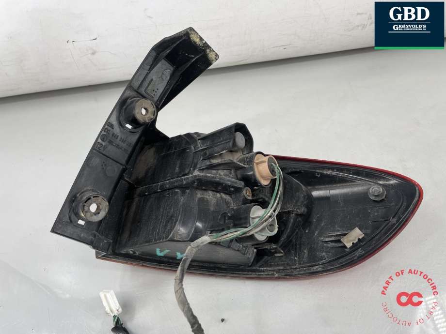 Baklykt venstre ytre til Subaru Tribeca 2006-2007 (84201XA13A|84201XA13A9E|84201XA13B)