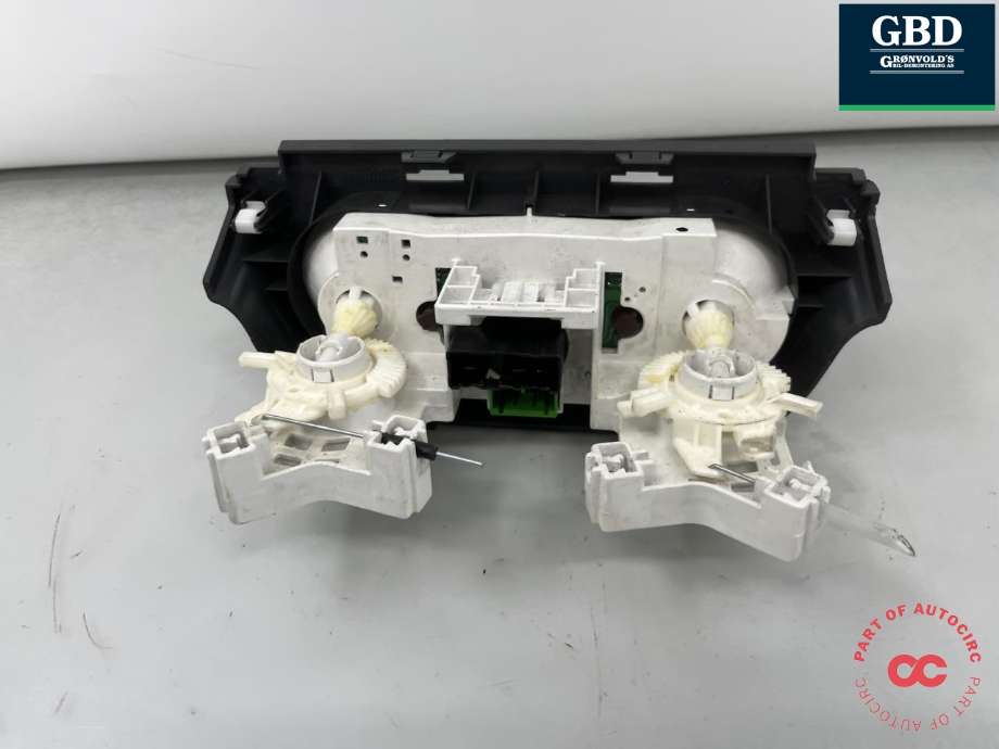 Varmeapparat betjening til Suzuki Swift 2005-2010  (7440063J30AYF|)