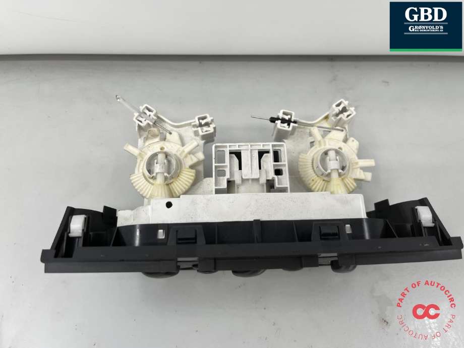 Varmeapparat betjening til Suzuki Swift 2005-2010  (7440063J30AYF|)
