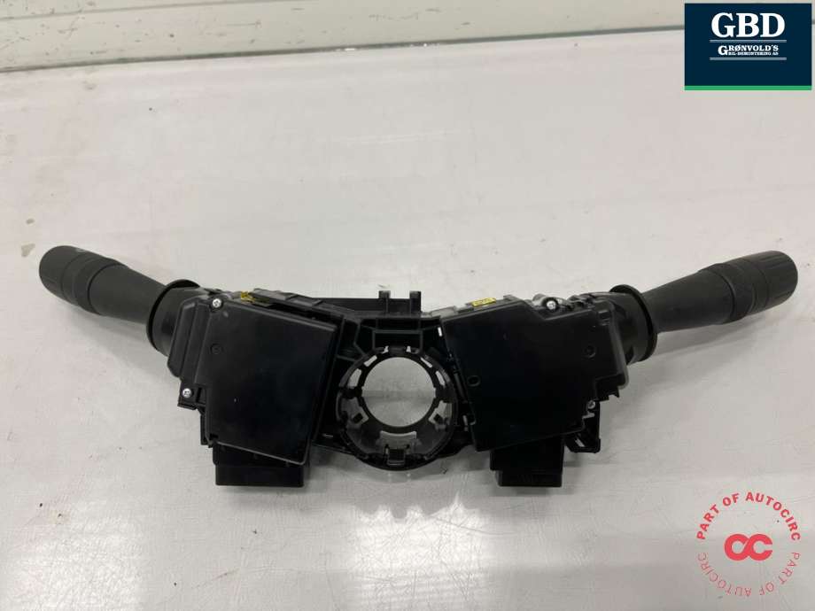Bryter combi til Toyota C-HR 2016-->>  (84652F4020|84140F4050|F405017J591)