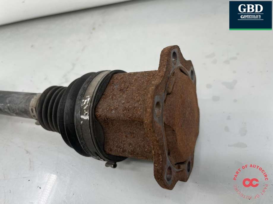 Drivaksel venstre foran, bensin/automat til Audi A5 2007-2016 (Type I)  (8K0 407 271 AJ|8K0 407 271 Q|8K0 407 451 DX)