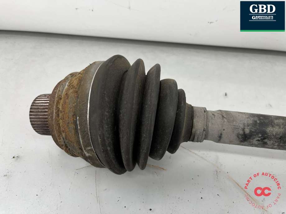 Drivaksel høyre foran, bensin/automat til Audi A5 2007-2016 (Type I) (8K0 407 271 AJ|8K0 407 271 Q|8K0 407 451 DX)