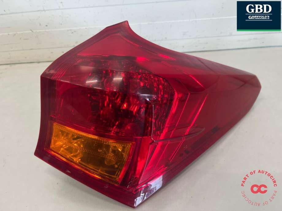 Baklykt høyre ytre til Toyota Auris 2013-2015 (Type II, Fase 1)  (8155102700|)