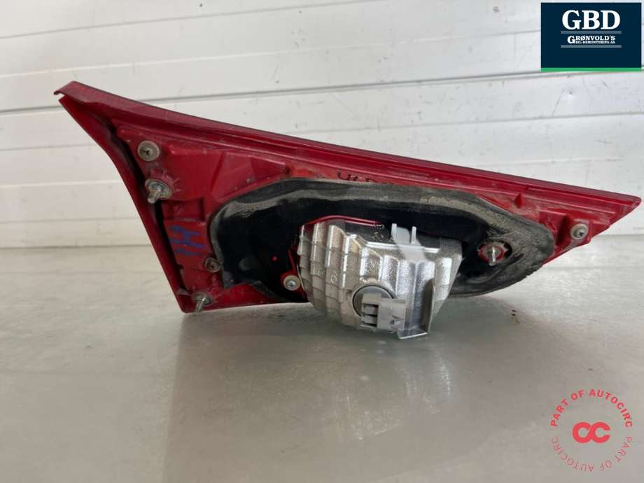 Baklykt høyre indre til Toyota Auris 2013-2015 (Type II, Fase 1) (8158102500|)