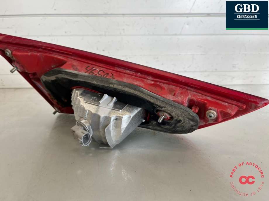 Baklykt høyre indre til Toyota Auris 2013-2015 (Type II, Fase 1) (8158102500|)