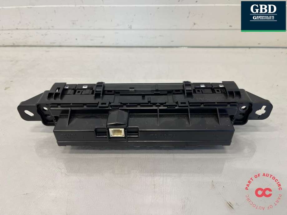 Varmeapparat betjening til Toyota Prius 2016-2023 (Type IV) (combi) (combi) (5590047221|)