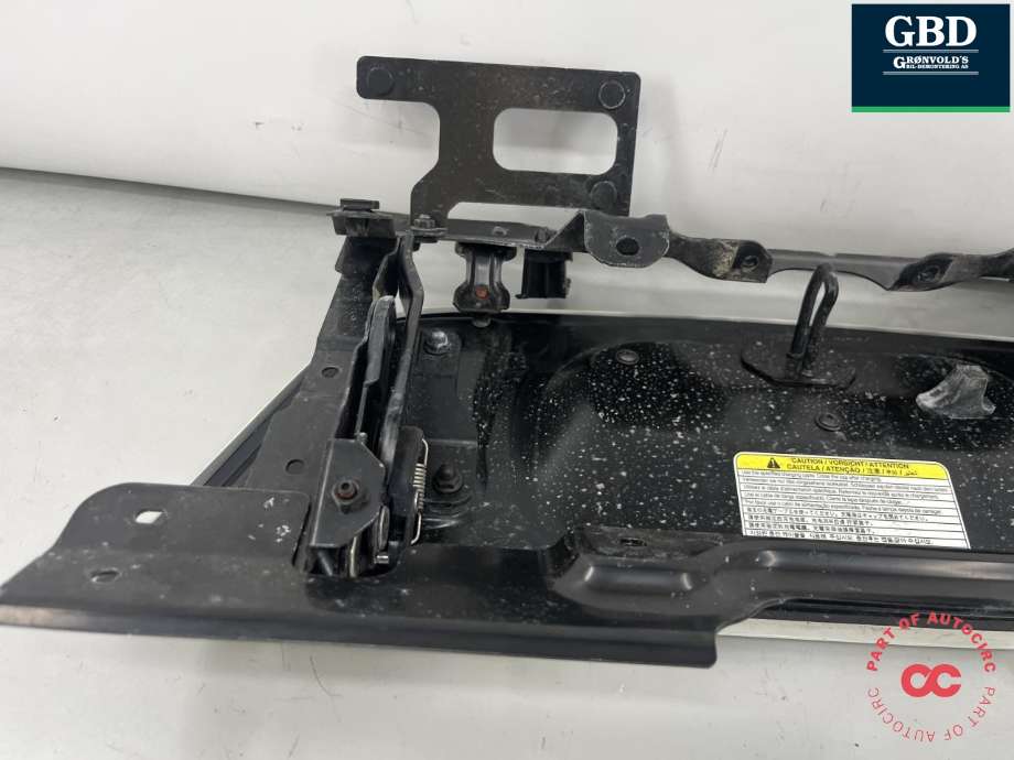 Ladeluke karosseri elbil til Nissan Leaf 2018-->> (Type II) (657015SK2A|657015SH1A|)