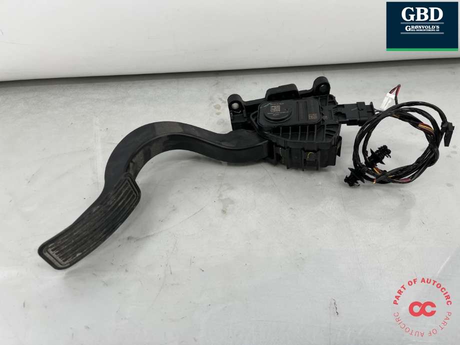 Pedal gass til Tesla Model Y, 2021-2024 (Type I)  (1188695-00-A)