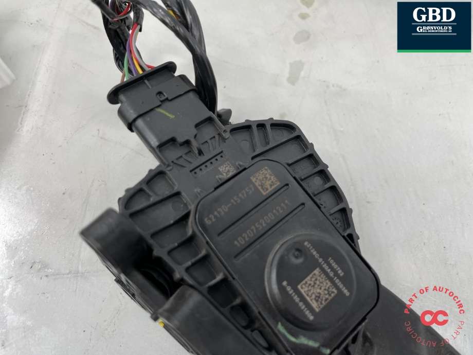 Pedal gass til Tesla Model Y 2021-2024 (Type I) (1188695-00-A|)