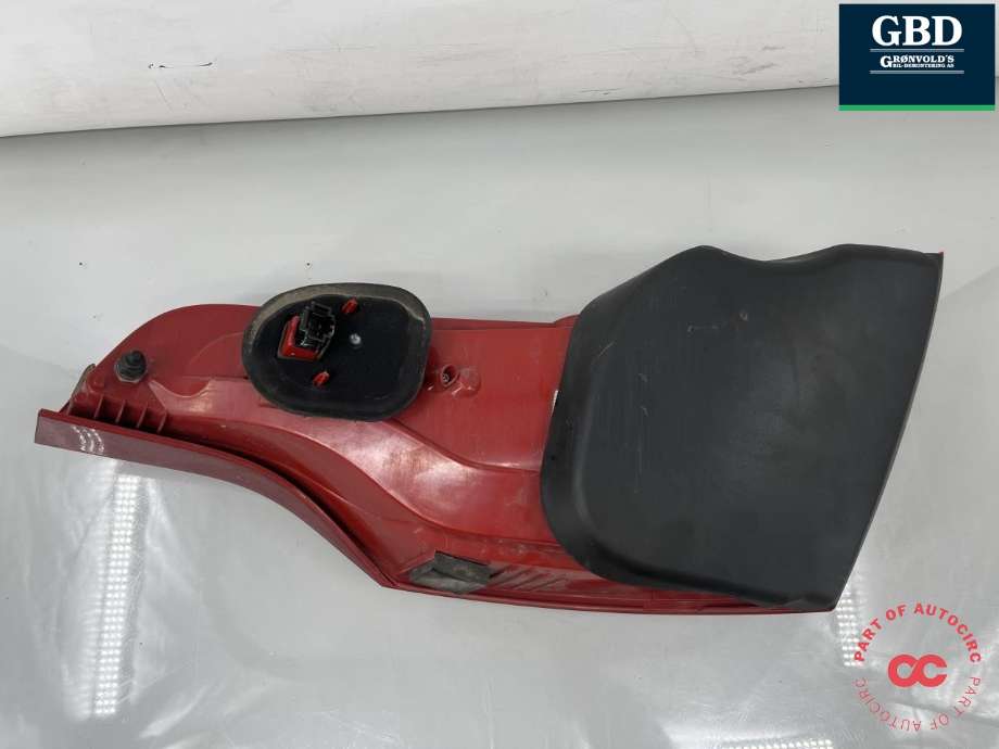 Baklykt venstre til Audi Q7 2010-2015 (Type I, Fase 2)  (4L0 945 093 L|4L0 945 093 F|)
