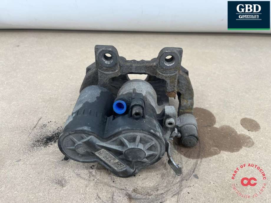 Bremsecaliper høyre bak, elektrisk til BMW 2-Serie, Active/Gran Tourer 2014-->> (F45/F46) (F45/F46) (34 20 6 883 034|)