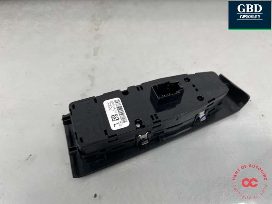 Bryter ruteheis førerdørspanel til BMW 2-Serie, Active/Gran Tourer 2014-->> (F45/F46) (F45/F46) (61 31 9 208 109|)