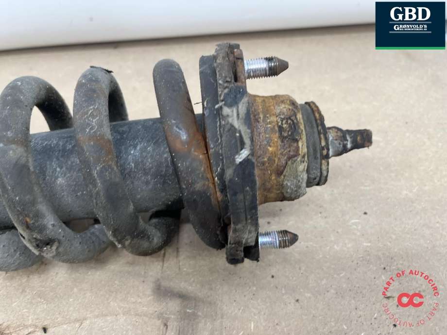 Fjærbein høyre foran til Toyota Hilux 2006-2011  (485108Z175|4851009J90|)