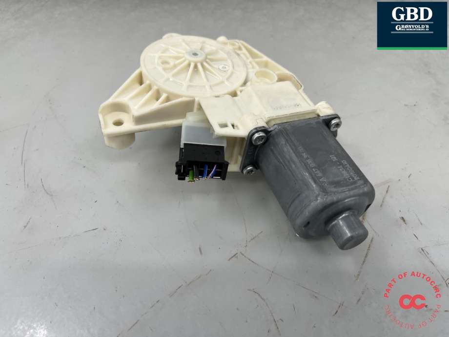 Ruteheis, kun motor, venstre foran til Mercedes Vito 2014-->> (W447) (W447) (A 447 906 35 00|)