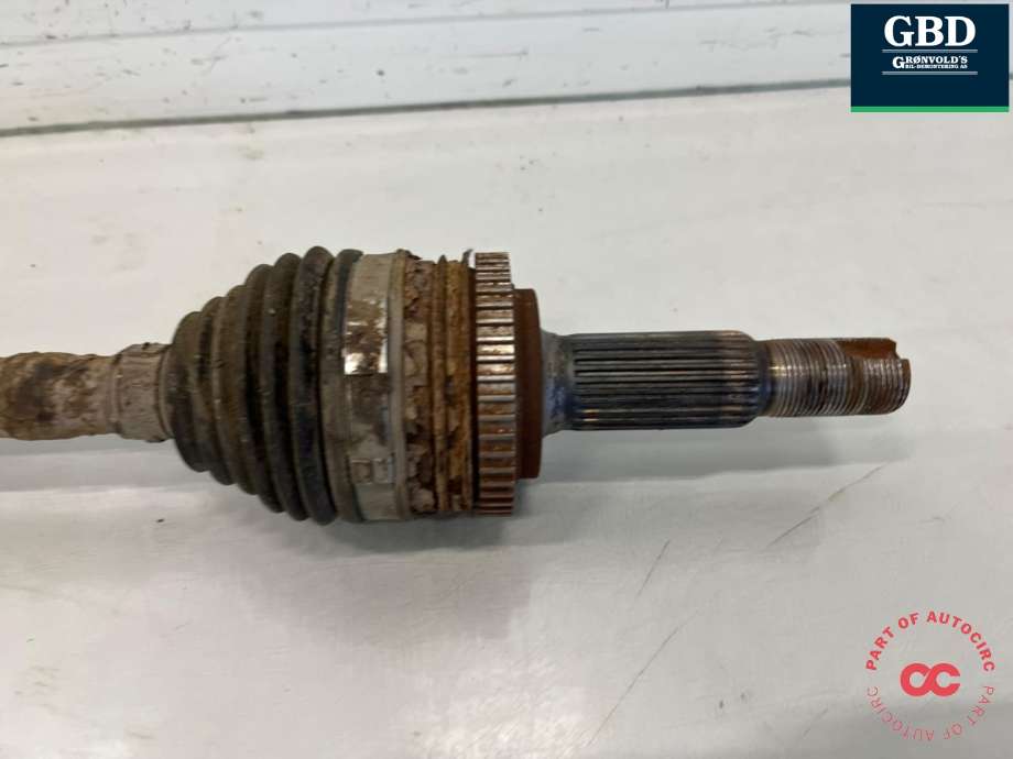 Drivaksel høyre bak, diesel/manuell til Toyota Urban Cruiser 2009-2014 (4234052020|4234052021|)