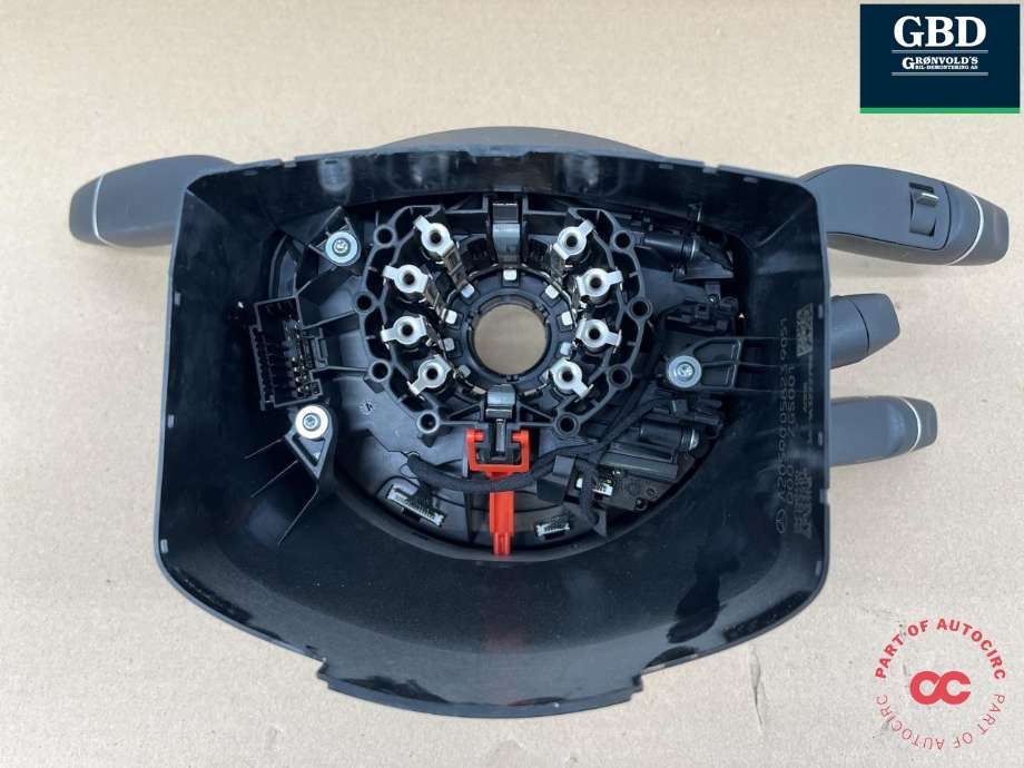 Bryter combi til Mercedes GLC 2015-2022 (X253) (X253) (A 205 900 72 08  9051|A20590058239051|)