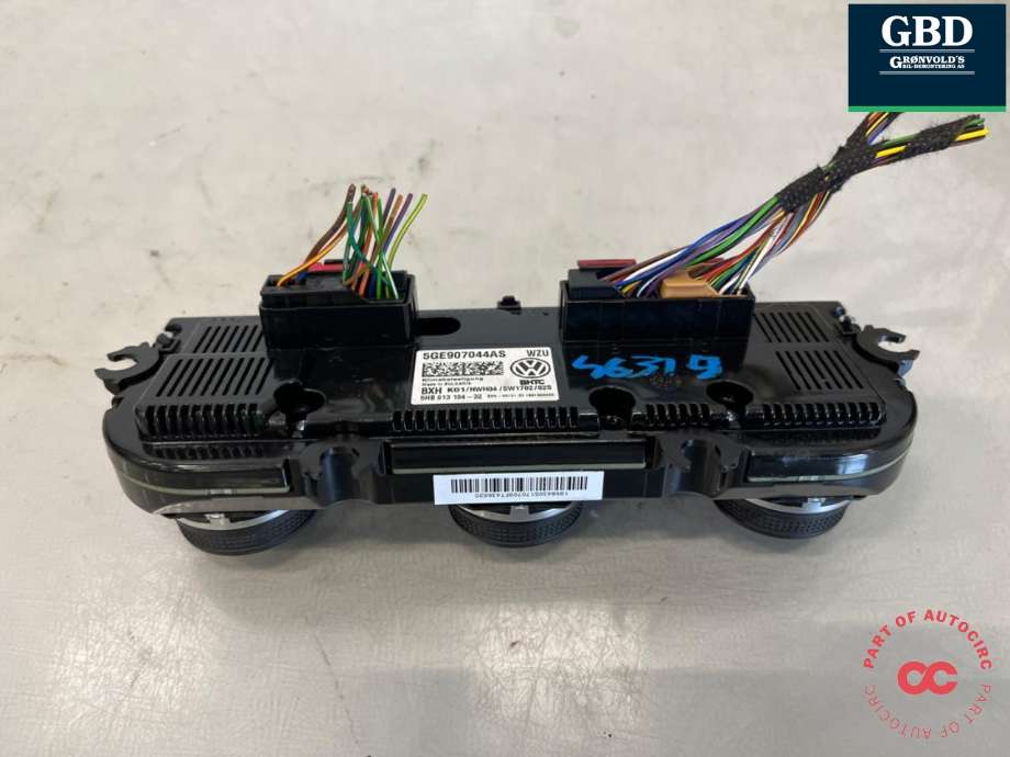 Varmeapparat betjening til VW Passat 2015-2019 (Fase 1) (B8) (B8) (5GE 907 044 AS|5GE 907 044 AS WZU|)