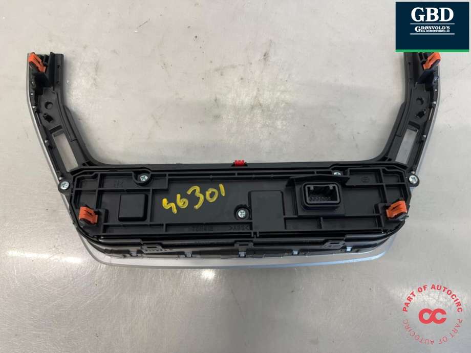 Varmeapparat betjening til Toyota Corolla Cross 2022-->>  (5590016531B0|5590016530B0|55900-16530)