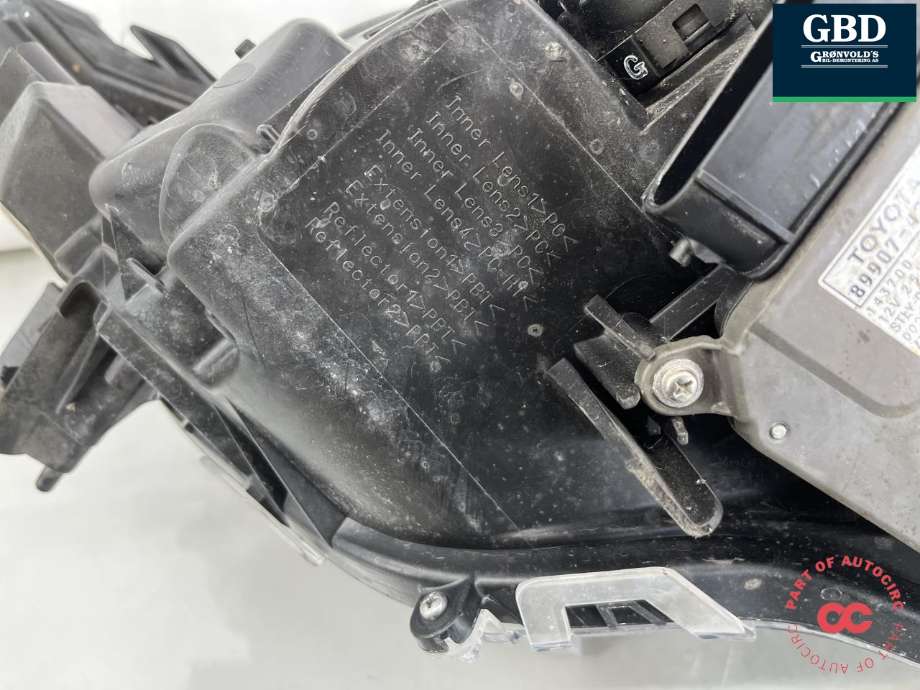Frontlykt venstre full-LED til Toyota RAV4 2019-->> (Type V) (8118542A32|8118542A31|)