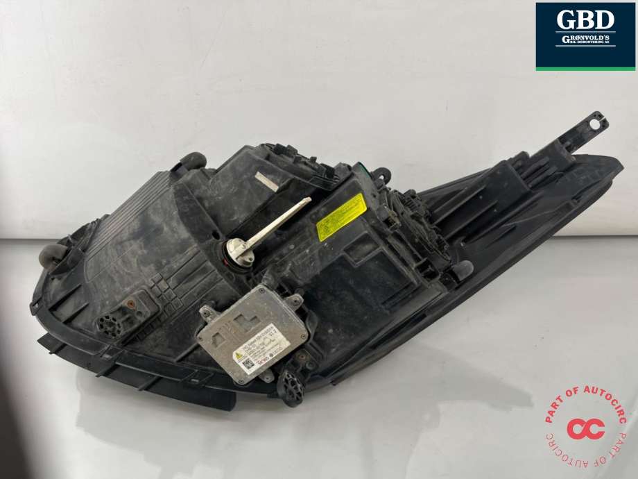 Frontlykt høyre xenon til Hyundai i40 2012-2017  (921023Z030|)