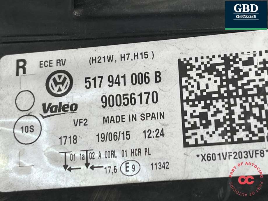 Frontlykt høyre halogen til VW Golf Sportsvan 2014-2018  (517 941 006 C|517941006B|90056170)