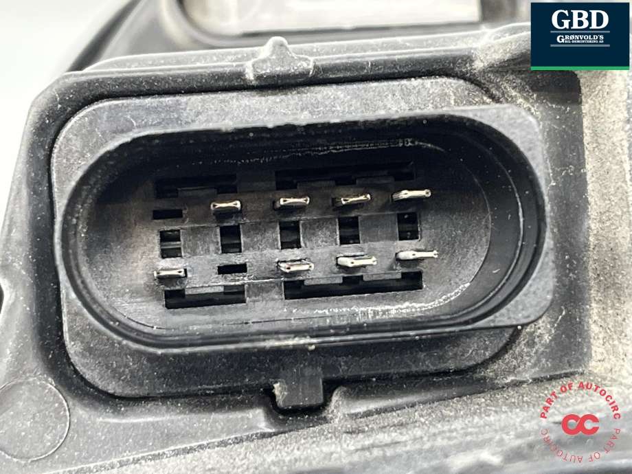 Frontlykt venstre halogen til VW Golf Sportsvan 2014-2018  (517 941 005 C|517941005B|90054214)