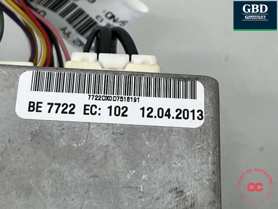 Bilstereo navigasjon til Toyota Auris 2013-2015 (Type II, Fase 1) (8614002010|)