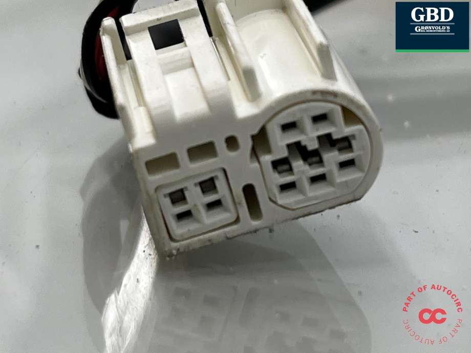 Speil høyre til Toyota Yaris 2014-2020 (Type III, Fase 2) (879100D600|)