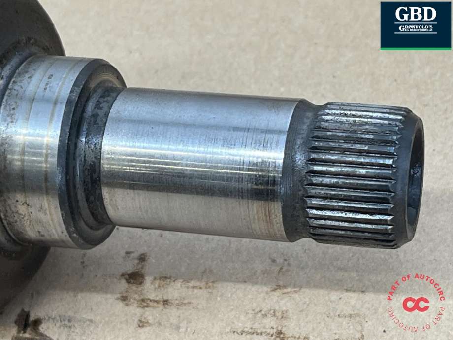 Drivaksel venstre foran, diesel/manuell til Citroën C4, Picasso 2013-2018 (Type II)  (96 779 162 80|16 096 104 80|)