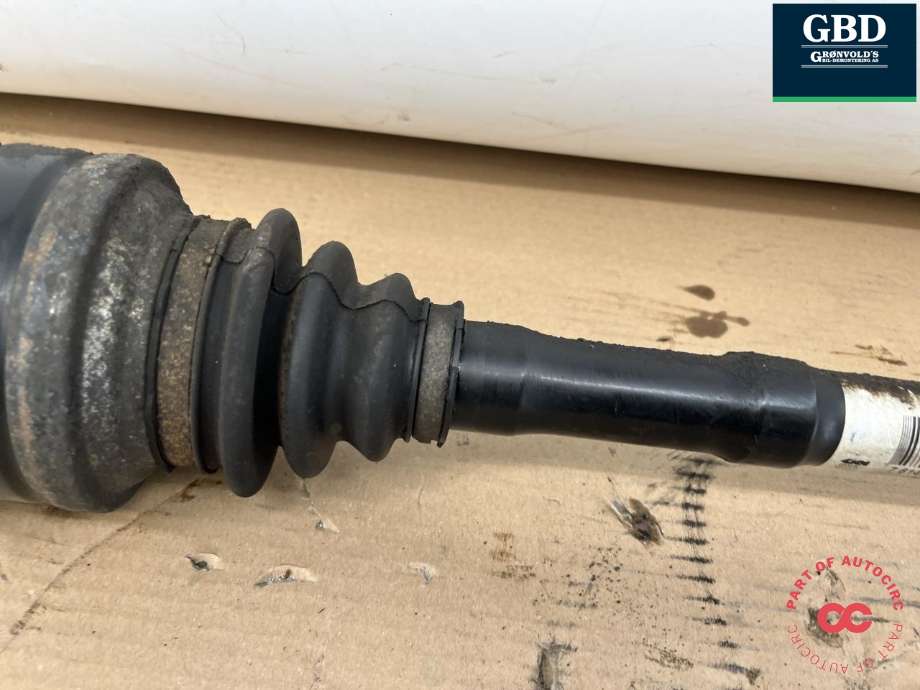 Drivaksel høyre bak, diesel/automat til BMW X3 2010-2017 (F25) (F25) (33 20 7 614 493|)