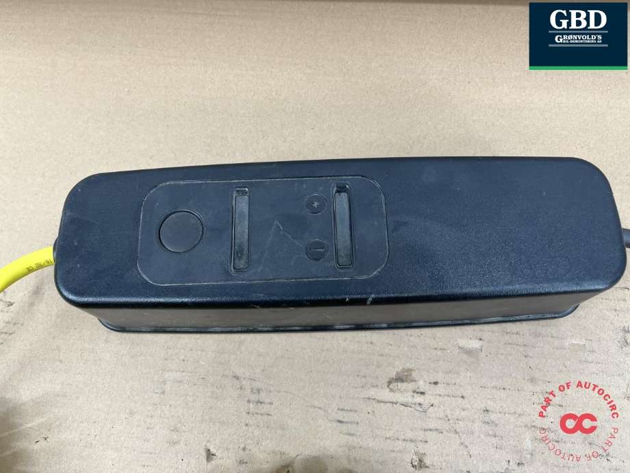 Batterilader kabel til Mercedes GLC 2015-2022 (X253) (X253) (A 000 583 42 00|A 000 583 07 05|)