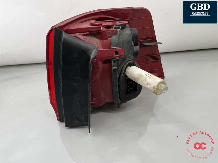 Baklykt venstre indre til VW Sharan 2010-->> (Type II)  (7N0 945 093 K|)