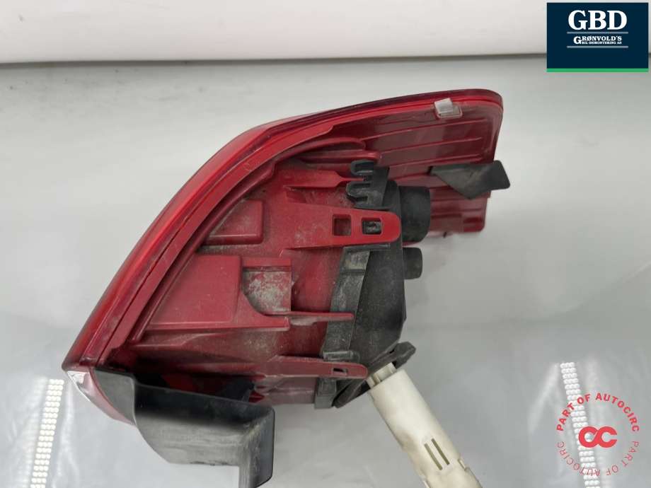 Baklykt venstre indre til VW Sharan 2010-->> (Type II)  (7N0 945 093 K|)
