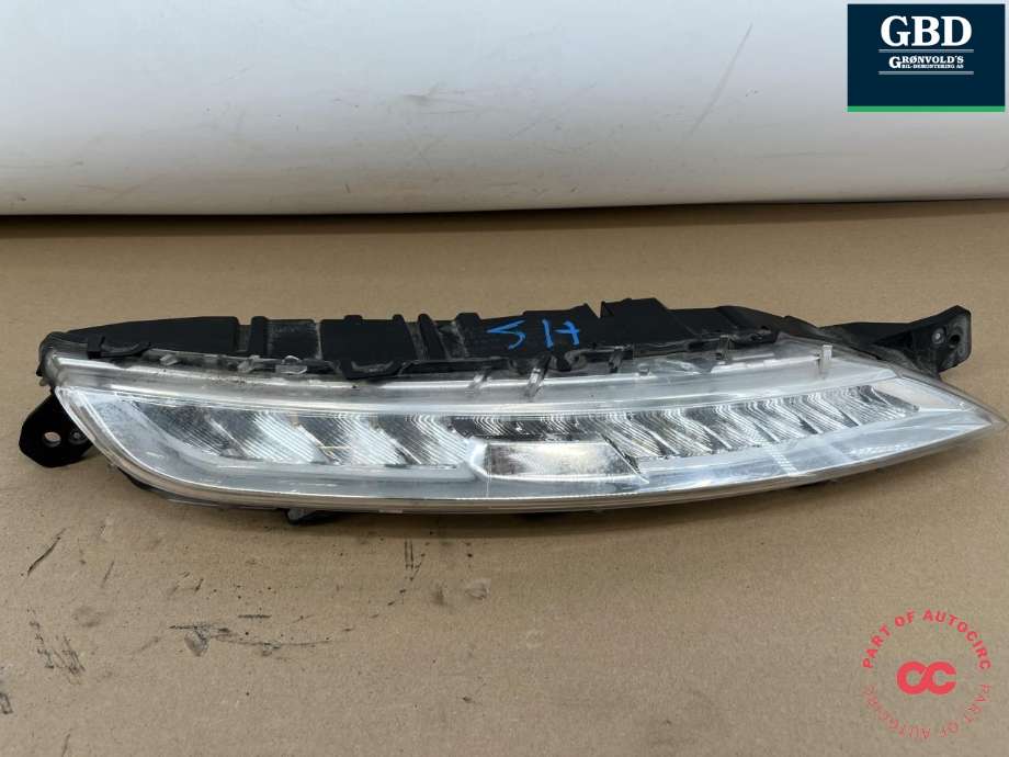Kjørelys led høyre foran til Citroën C4, Picasso, 2013-2018 (Type II) (9676033480)