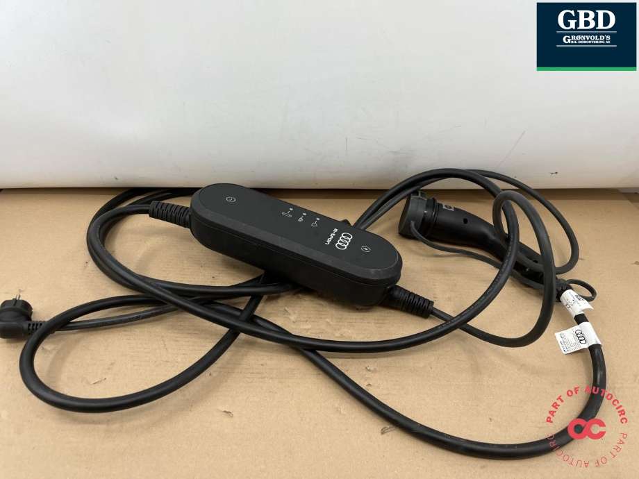 Batterilader kabel til Audi Q4 e-tron, 2021-->> (8V4 998 639 Q)