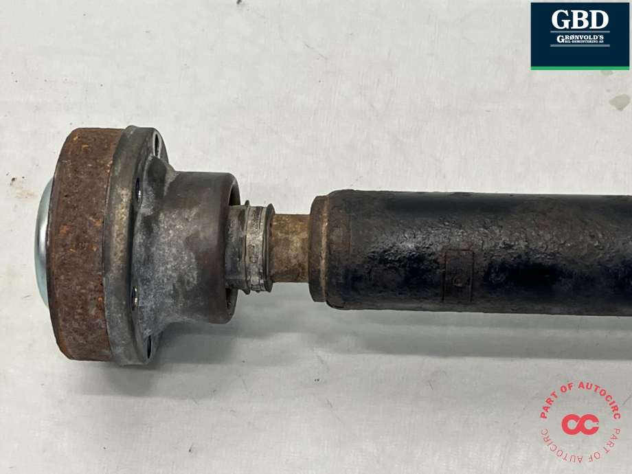 Mellomaksel fremre til Audi Q7 2010-2015 (Type I, Fase 2) (7L8 521 101 C|)