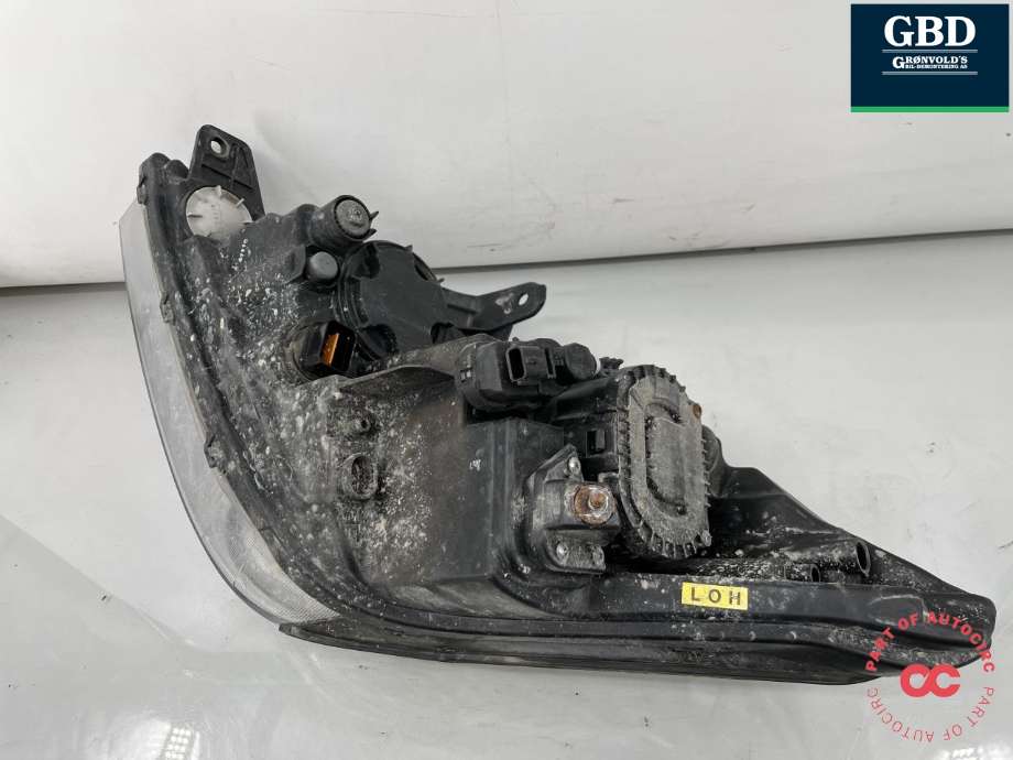 Frontlykt høyre xenon til SsangYong Rexton W 2014-2017 (Y290) (Y290) (8310208D60|)