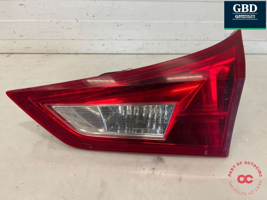 Baklykt høyre indre til Toyota Auris, 2015-2019 (Type II, Fase 2) (8158102500)