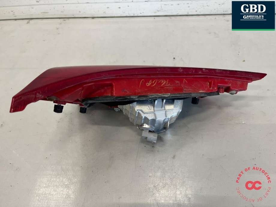 Baklykt høyre indre til Toyota Auris 2015-2019 (Type II, Fase 2) (8158102500|)