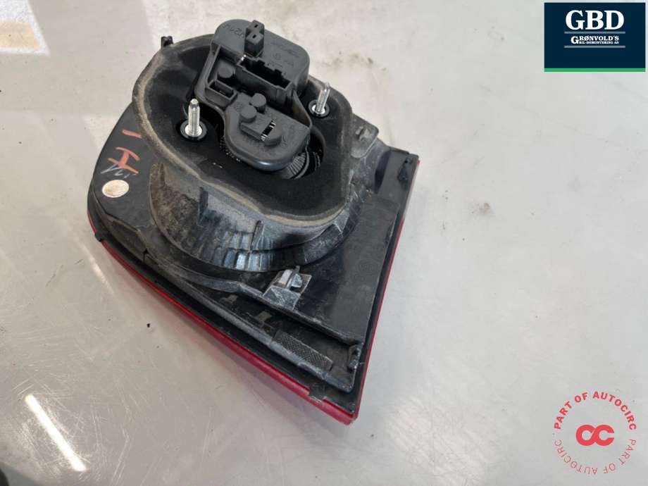 Baklykt høyre indre til VW Golf VI 2008-2012 (5K0 945 094 AB|5K0 945 094 G|)