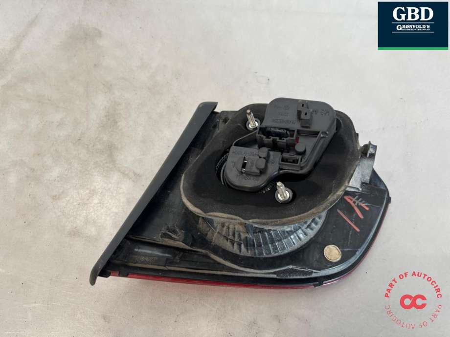 Baklykt venstre indre til VW Golf VI 2008-2012 (5K0 945 093 AB|5K0 945 093 G|)