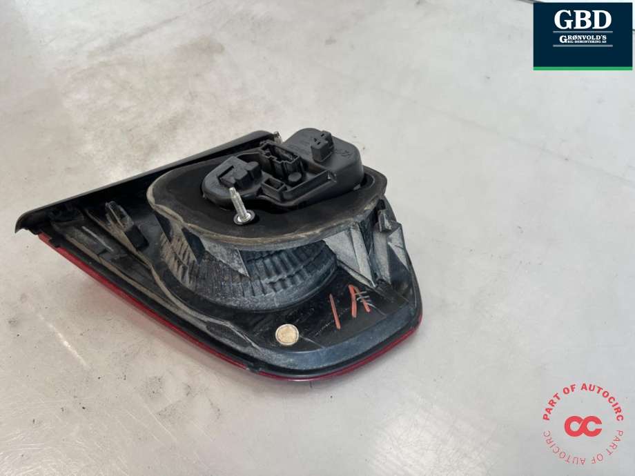 Baklykt venstre indre til VW Golf VI 2008-2012 (5K0 945 093 AB|5K0 945 093 G|)
