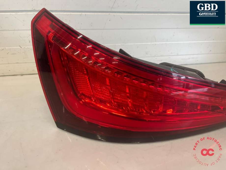 Baklykt venstre til Audi Q5 2012-2017 (Type I, Fase 2)  (8R0 945 093 C|)