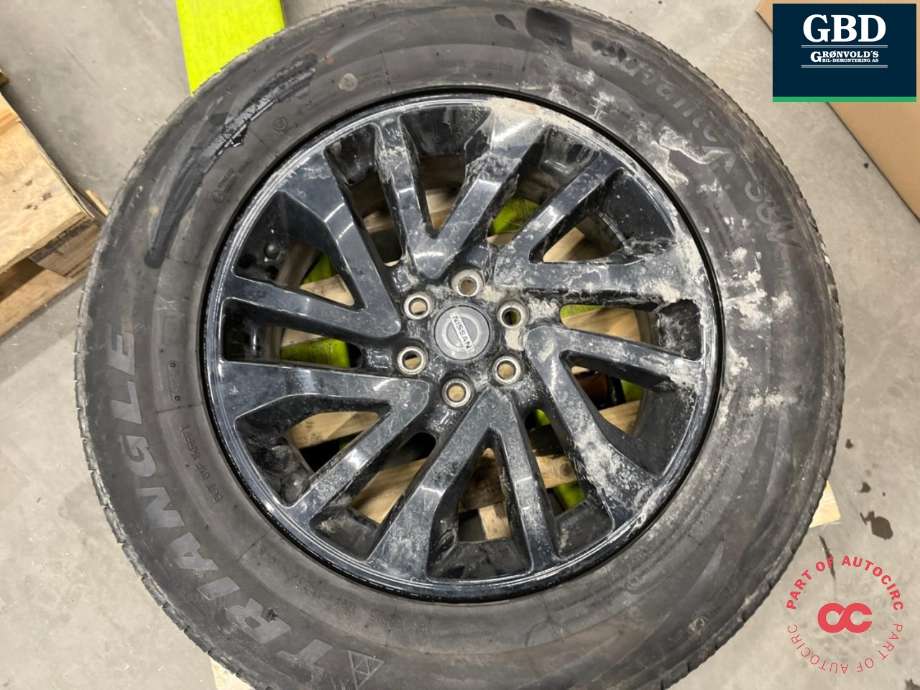 Hjulsett aluminium sommer til Nissan Navara 2016-->> (D23) (D23) (TRIANGLE|265-60R18|PROD 4224 2|50MM|ET45)