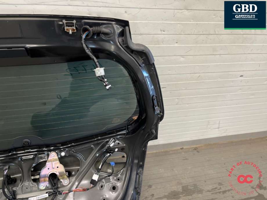 Bakluke combi til Toyota Yaris 2020-->> (Type IV)  (670050D540|)