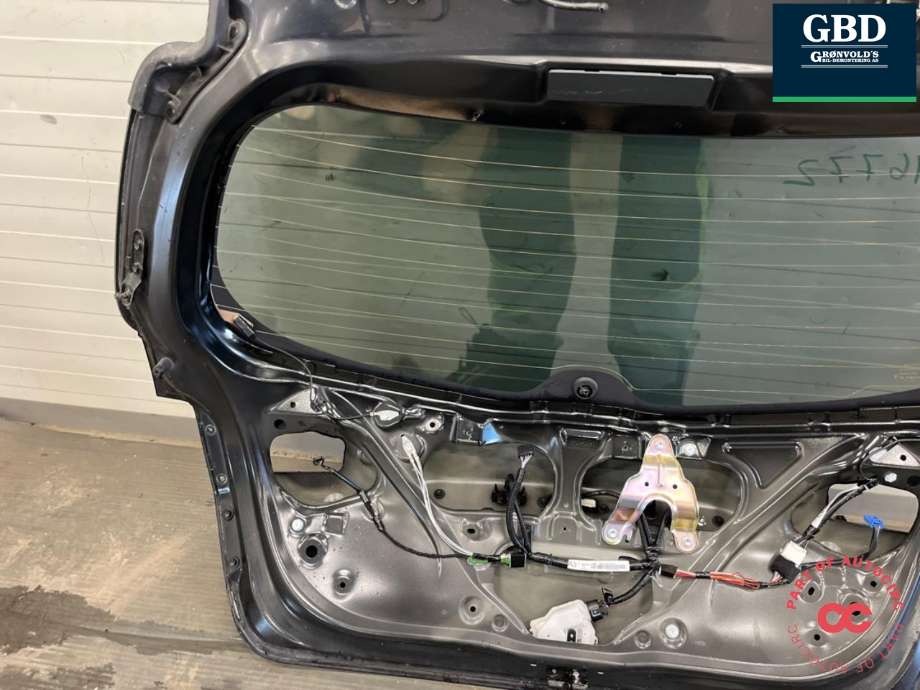 Bakluke combi til Toyota Yaris 2020-->> (Type IV)  (670050D540|)