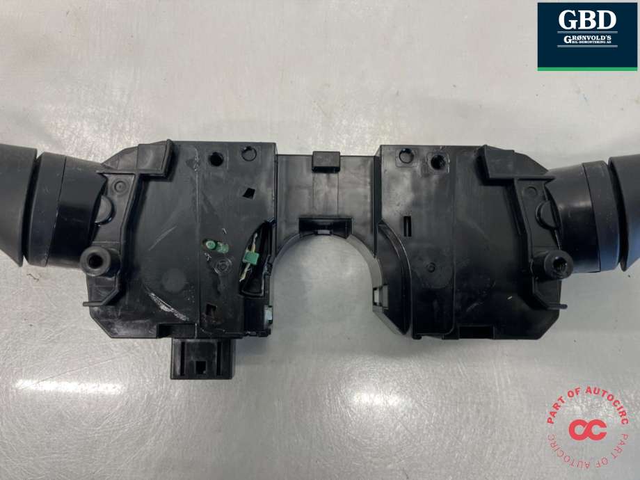 Bryter combi til Nissan Navara 2016-->> (D23) (D23) (255604KJ1A|)