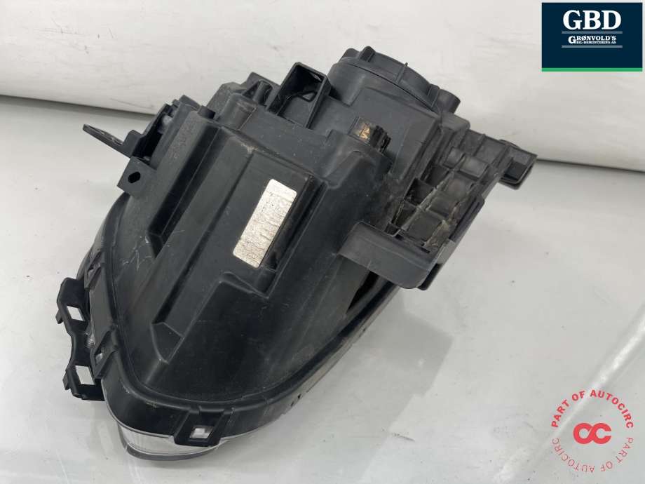 Frontlykt venstre full-LED til Kia e-Soul 2019-->> (Type III)  (92101J 2020|)
