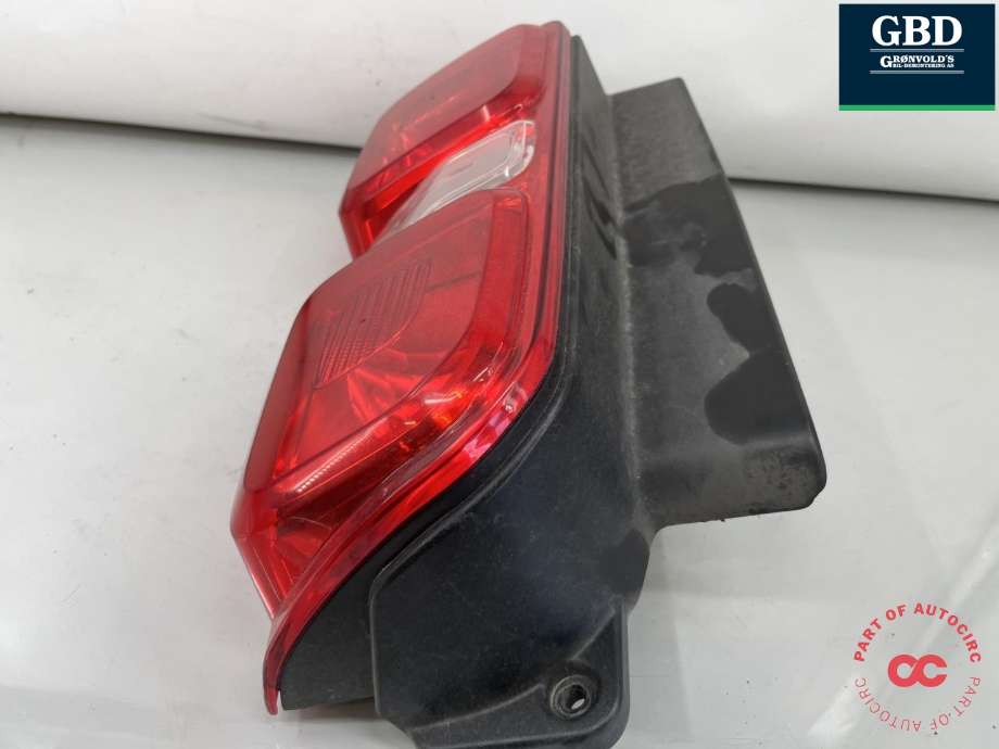 Baklykt høyre til Peugeot Expert 2016-->> (Type III) (98 082 430 80|)