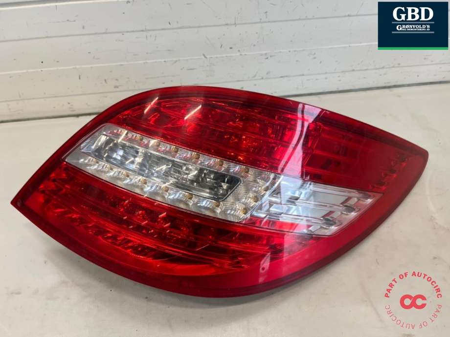Baklykt høyre til Mercedes R-Klasse 2006-2013 (W251) (W251) (A 251 820 20 64|)
